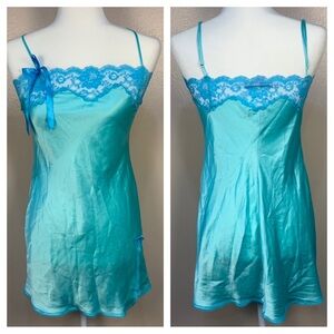 Victoria Secret VTG y2k Satin Lace Slip Dress